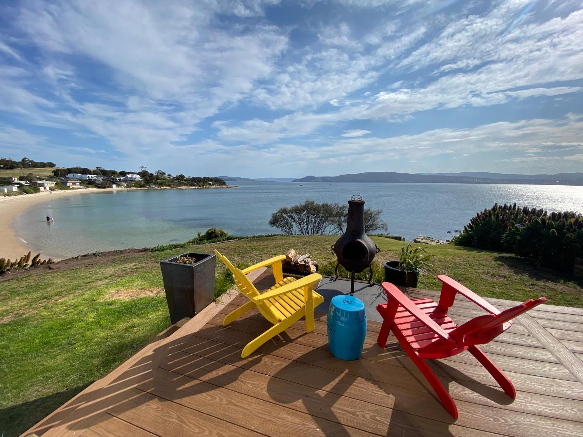 Beach Buoy Opossum Bay South Arm Kültér fotó